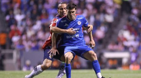 La expectación por el partido de ida de las semifinales del Clausura 2026 entre Cruz Azul y Chivas se vio opacada por una ola de quejas contra la boletera Fanki, luego de que aficionados denunciaran la cancelación de boletos adquiridos durante la preventa del encuentro. IMAGO7