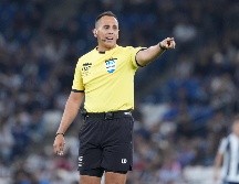 La polémica más reciente, y la que ha sacudido las estructuras de la FMF, es el cambio repentino de árbitro para la ida entre Pachuca y Pumas. IMAGO7.