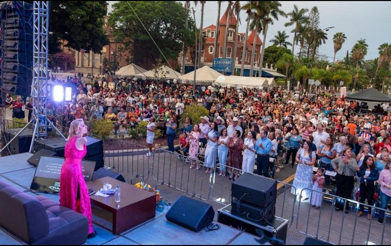 El evento reunió a alrededor de 4 mil asistentes, en su mayoría madres de familia acompañadas por familiares y amistades. CORTESÍA.