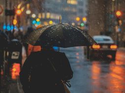 En Guadalajara, existe una probabilidad de lluvia del 35% en el horario vespertino, por lo que se exhorta a la población a no salir de casa sin paraguas. Unsplash