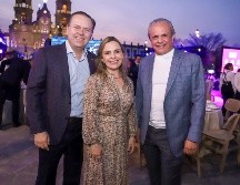Javier Arroyo, Carola Gómez Ibarra y Luis Larios. GENTE BIEN JALISCO / Revista del 15 de mayo 2026