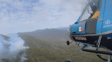Avanza combate a incendio en Sierra de Quila
