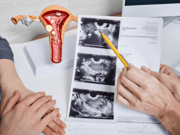 Más allá del nuevo nombre, especialistas coinciden en que el gran desafío sigue siendo lograr una atención médica integral. CANVA