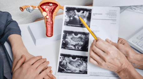 Más allá del nuevo nombre, especialistas coinciden en que el gran desafío sigue siendo lograr una atención médica integral. CANVA