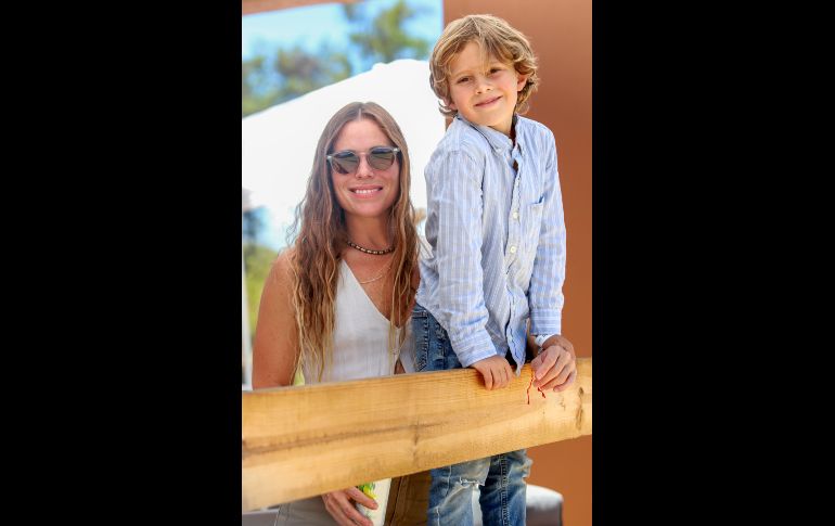 Paola Montes y Félix Núñez. GENTE BIEN JALISCO / Revista del 15 de mayo 2026