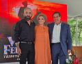 Cuquita Abarca, viuda del cantante, no ocultó la emoción al escuchar por primera vez el dueto entre Vicente y Alejandro Fernández en “El Rey” en vivo, durante un show de "El Potrillo". EL INFORMADOR