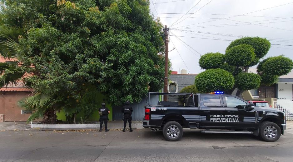 Policías ingresaron al domicilio luego de que un familiar autorizara el acceso tras conocer la situación reportada. CORTESÍA/SECRETARÍA DE SEGURIDAD PÚBLICA