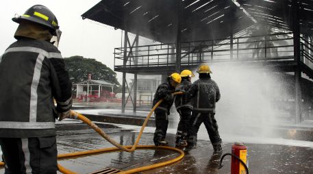 Cinco personas resultaron heridas en la conflagración que colocó a Pemex de nueva cuenta en el centro del debate. SUN/ARCHIVO