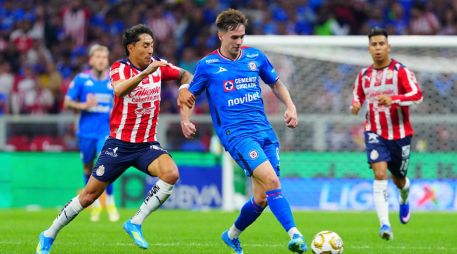 A Chivas le basta empatar el marcador global para avanzar a la Final por su posición en la tabla, mientras que Cruz Azul necesita ganar por cualquier resultado para mantenerse con vida. IMAGO7.