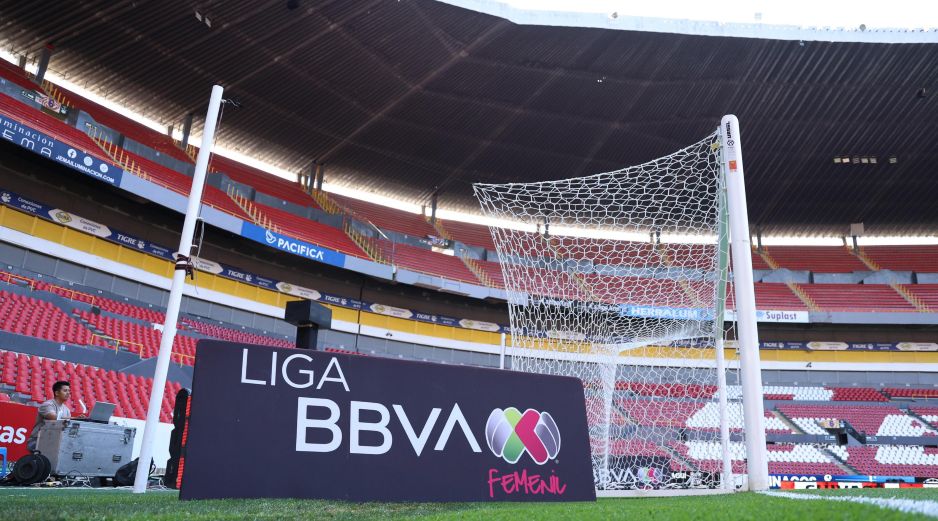Autoridades recomiendan a la afición llegar al menos tres horas antes al Estadio Jalisco, así como evitar llevar objetos punzocortantes y pirotecnia. Imago7 / ARCHIVO