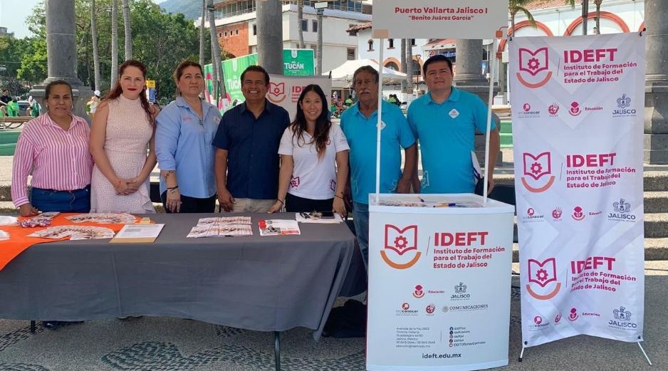El IDEFT brindó orientación sobre cursos y especialidades alineadas con las necesidades actuales del mercado laboral. CORTESÍA
