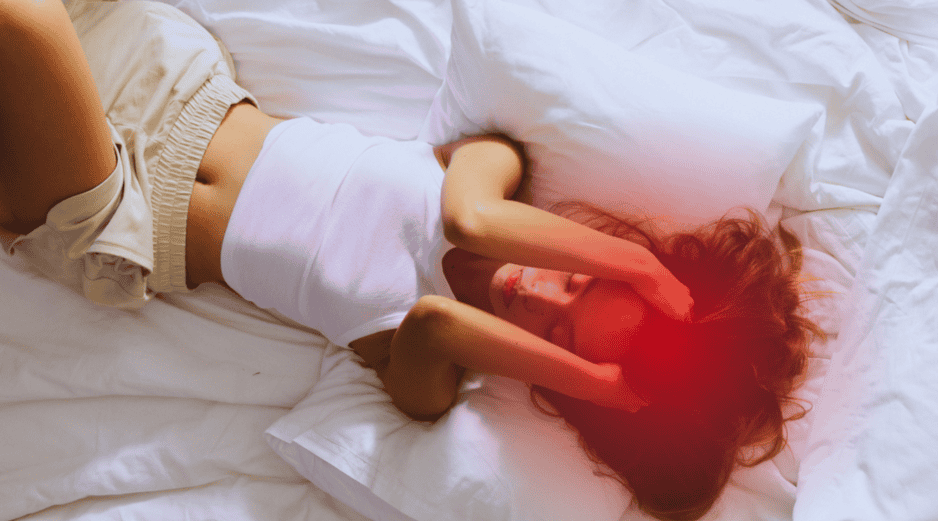 Abrir los ojos y sentir punzadas en la cabeza arruina tu día antes de empezar. ESPECIAL / CANVA