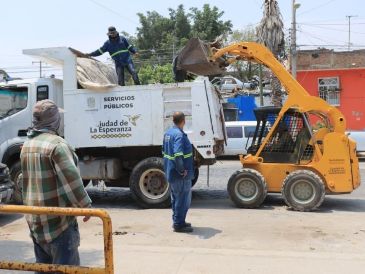 El Gobierno Municipal de San Pedro Tlaquepaque reportó un avance del 99 por ciento en los trabajos preventivos de limpieza y desazolve de canales y arroyos, acciones con las que se busca disminuir el riesgo de inundaciones en distintas zonas del municipio. CORTESÍA