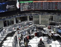 El IPC resultó afectado especialmente por pérdidas en las firmas Volaris, Banorte, Pinfra, Industrias Peñoles y Sigma. AFP/ARCHIVO