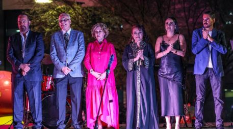 La inauguración reunió a artistas, autoridades y representantes culturales, quienes destacaron la importancia de llevar el arte fuera de los museos y acercarlo directamente a la población. EL INFORMADOR / A. Navarro