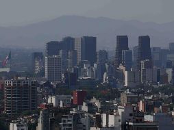 Esta mañana, la Ciudad de México mostró niveles altos de contaminación. SUN/D. Simón
