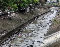 Ante una lluvia fuerte en Guadalajara, la recomendación de Protección Civil es mantenerse alerta y al pendiente de noticias para estar informado sobre dónde se ubican los encharcamientos o inundaciones. EL INFORMADOR / A. Navarro