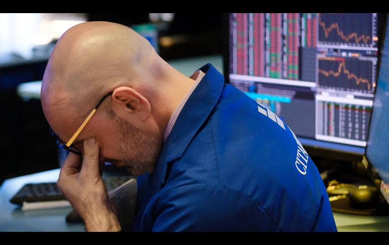 Dos importantes indicadores registraron pérdidas semanales acumuladas: el Dow Jones del 0.17 % y el Nasdaq del 0.08 %. EFE/ARCHIVO