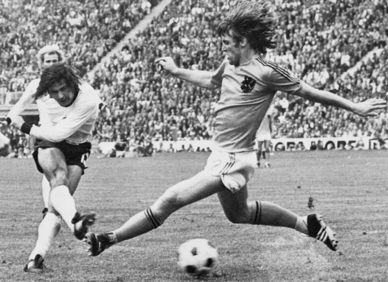 En la final de Alemania 1974, se enfrentaron, como estaba previsto, los dos favoritos, Holanda y Alemania Federal; ganaron los locales. AFP / ARCHIVO