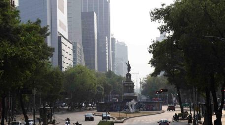 La contaminación era alta la mañana de este sábado en la Ciudad de México. SUN/C. Mejía