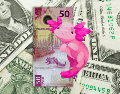 Al cierre de la jornada del viernes 15 de mayo de 2026, el dólar estadounidense se cotizó en 17.34 pesos por unidad, de acuerdo con los datos oficiales publicados por Banxico. ESPECIAL / CANVA