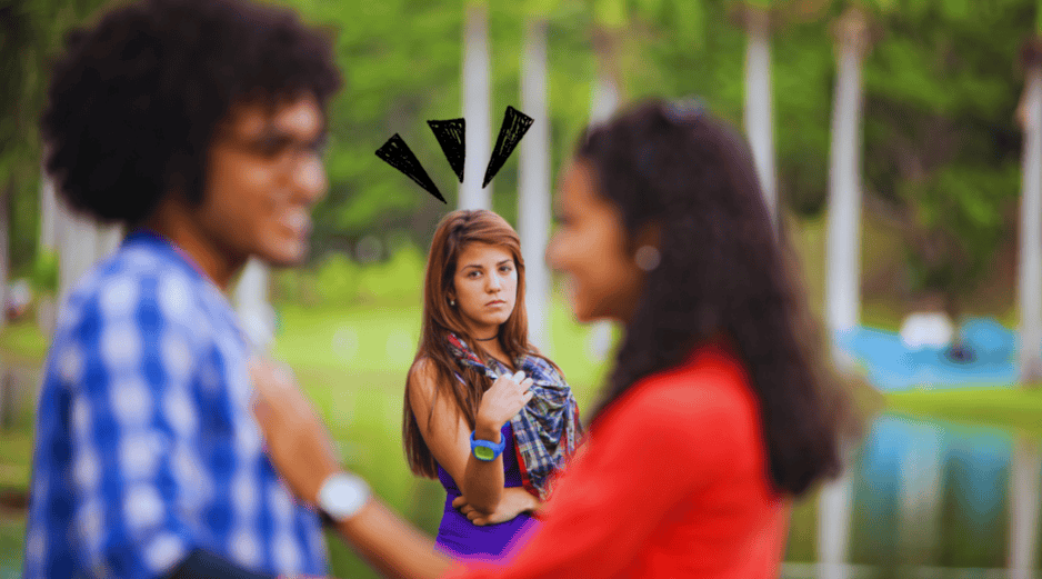 La competencia encubierta es exactamente lo que define a muchas de estas falsas amistades, transformando la camaradería en una rivalidad tóxica y silenciosa. ESPECIAL / CANVA