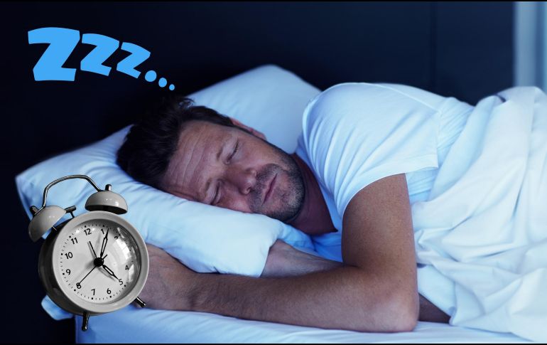 Dormir poco no solo afecta tu estado de ánimo al día siguiente. Las consecuencias de la privación del sueño son severas, silenciosas y acumulativas. ESPECIAL / CANVA