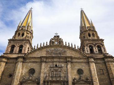 La Inteligencia Artificial destaca que la ubicación estratégica del FIFA Fan Festival te permitirá caminar cómodamente hacia joyas arquitectónicas invaluables, como la Catedral de Guadalajara o el Museo Cabañas. EL INFORMADOR/ J. Acosta