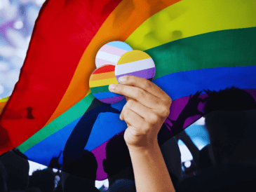 Con el paso de los años, el movimiento LGBT+ creció de manera exponencial y contagió de alegría a otras regiones de la República Mexicana. ESPECIAL / CANVA