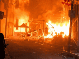 El director de la Unidad Estatal de Protección Civil y Bomberos de Jalisco señaló que, según la información preliminar que se investiga desde la Fiscalía de Jalisco, el incendio se dio por una serie de factores. ESPECIAL