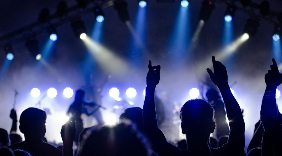 Cada semana, la capital jalisciense recibe a artistas y agrupaciones de distintos géneros musicales que atraen a miles de personas. PEXELS