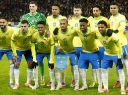 Carlo Ancelotti tiene la encomienda de devolver a Brasil, a los más alto del futbol mundial y esa tarea la comenzarán en el Grupo C de la Copa del Mundo contra Marruecos, Haití y Escocia, haciendo a la Canarinha una amplia favorita para avanzar. AFP/ J. CATUFFE