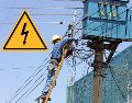 Cuadrillas de la Comisión Federal de Electricidad realizarán trabajos de mantenimiento con líneas desenergizadas en Cajititlán, Tlajomulco de Zúñiga. ESPECIAL / EL INFORMADOR y CANVA