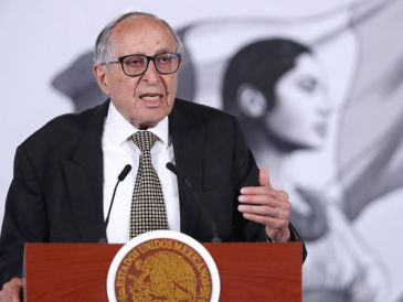 El funcionario precisó que no existe tratamiento específico ni para el ébola ni para el hantavirus, por lo que la vigilancia y la prevención son esenciales. EFE/M. Guzmán