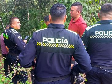 La Policía de Norte de Santander detalló que encontró los cuerpos dentro de un vehículo en un tramo carretero. EFE