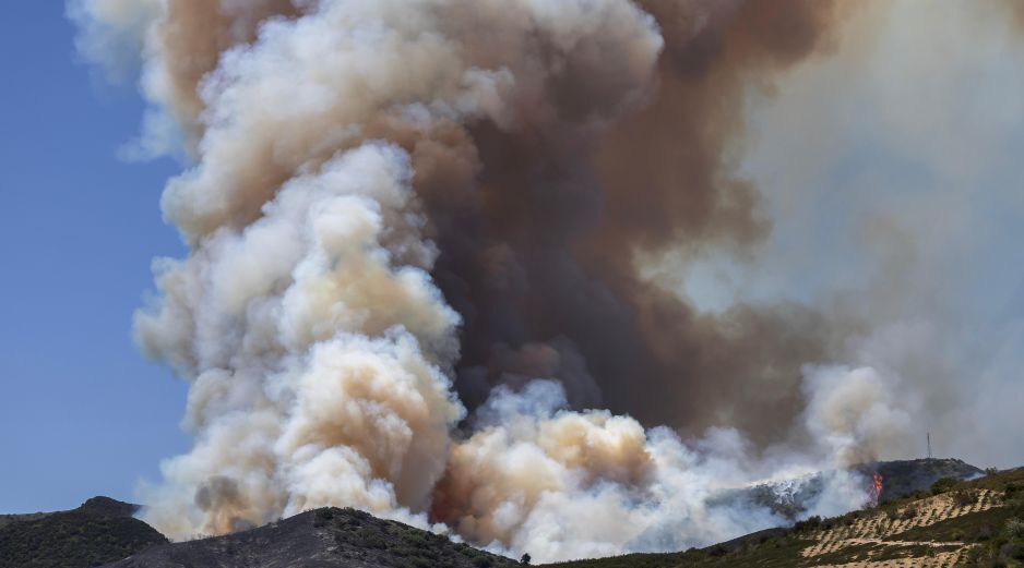 El incremento en la voracidad de estos incendios está directamente vinculado al calentamiento global. EFE/T. Soqui