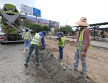 El patio, habilitado en la gasa ubicada bajo el paso elevado de ingreso y salida del aeropuerto, cuenta con un avance de 85%, tendrá capacidad hasta para 60 vehículos de manera simultánea, iluminación, seguridad, servicio de baños y zona de espera. CORTESÍA