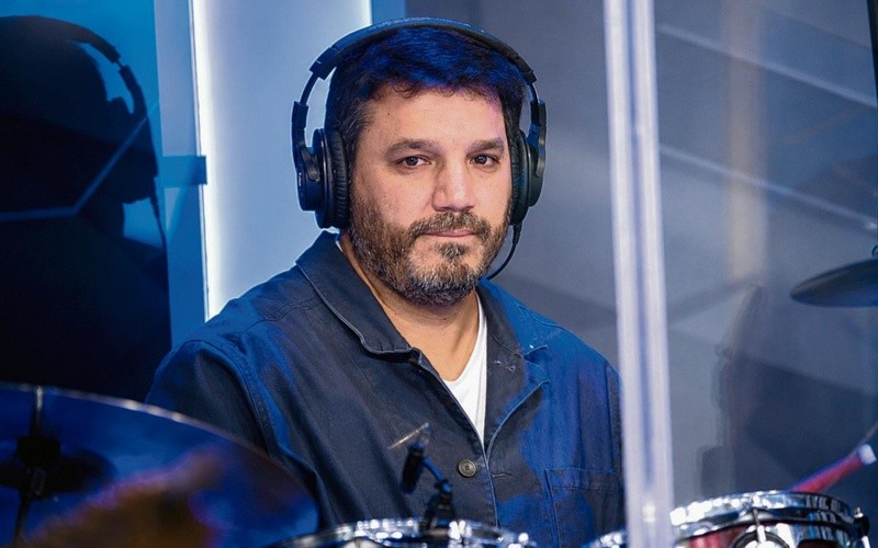 René Orlando Martínez. Percusionista del grupo Intocable. AFP 