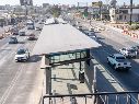 El servicio arrancará el 4 de junio con una flota de 41 autobuses, equipados con aire acondicionado, internet gratuito, puertos USB y cámaras de videovigilancia, según confirmó Lemus. ESPECIAL / SIOP