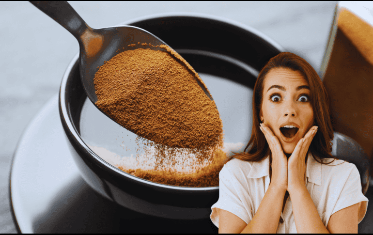 Profeco advierte constantemente que algunas marcas comerciales de café soluble añaden azúcares, saborizantes o conservadores que disminuyen su pureza original. ESPECIAL / CANVA