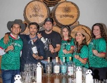 En portada: Polo Salles, Gonzalo García Vivanco, Tony Salles, Alethia Sada, Gina Castillo y Sophie Bilyea. GENTE BIEN JALISCO / Revista del 22 de mayo 2026