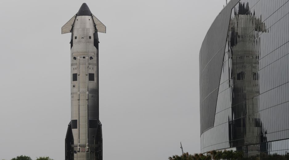 A pesar de las críticas y escándalos, la empresa aeroespacial SpaceX se convirtió en el proveedor líder de servicios de lanzamiento orbital de la NASA. AP/E. Gay