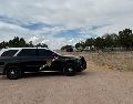 Un vehículo de la Policía Estatal de Nuevo México acordona un barrio de Mountainair, Nuevo México, donde se registró la exposición a la sustancia. AP/S. Peters