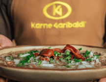La experiencia de comer en este recinto responde al porqué miles de turistas lo incluyen en su itinerario al visitar la ciudad. Karne Garibaldi ESPECIAL