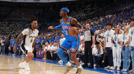 Oklahoma respondió tras la derrota inicial y empató la Final del Oeste apoyado en otra brillante actuación de Shai Gilgeous-Alexander. AFP/ J. D. GARRABRANT.