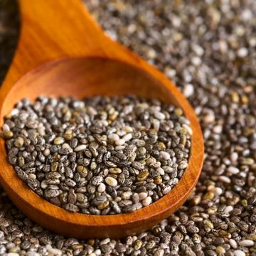 La gran versatilidad culinaria de la chía permite que se adapte a casi cualquier platillo sin alterar su sabor original, ya que su perfil gustativo es sumamente neutro. ESPECIAL / CANVA