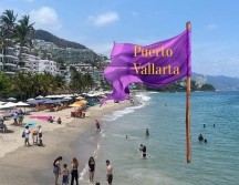 Esta es la única playa con bandera morada en Puerto Vallarta este jueves 21 de mayo. ESPECIAL / FACEBOOK Protección Civil y Bomberos Puerto Vallarta