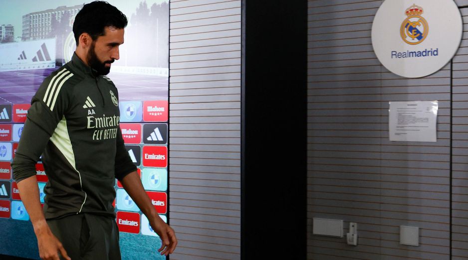 El entrenador del Real Madrid, Álvaro Arbeloa, durante la rueda de prensa ofrecida previa al partido de la última jornada de Laliga que disputan ante el Athletic Club. EFE / Javier Lizón
