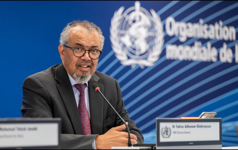 El director general de la Organización Mundial de la Salud, Tedros Adhanom Ghebreyesus, interviene durante una rueda de prensa sobre el brote de ébola causado por el virus Bundibugyo en la República Democrática del Congo y Uganda, en la sede de la OMS en Ginebra, Suiza, el 22 de mayo de 2026. EFE/M. TREZZINI