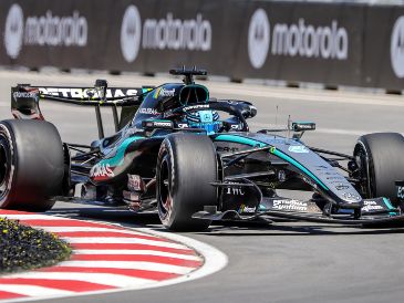 El británico registró la mejor vuelta de la SQ3 para superar a su compañero Kimi Antonelli. EFE / C. Herrera